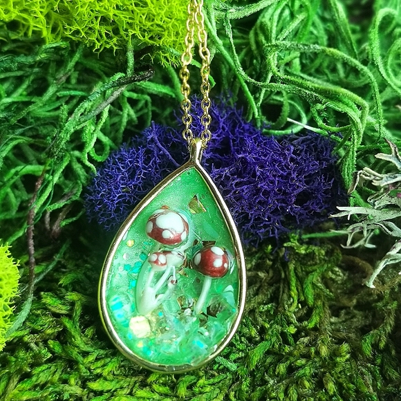 Meadow Mushrooms - Picture 2 of 2